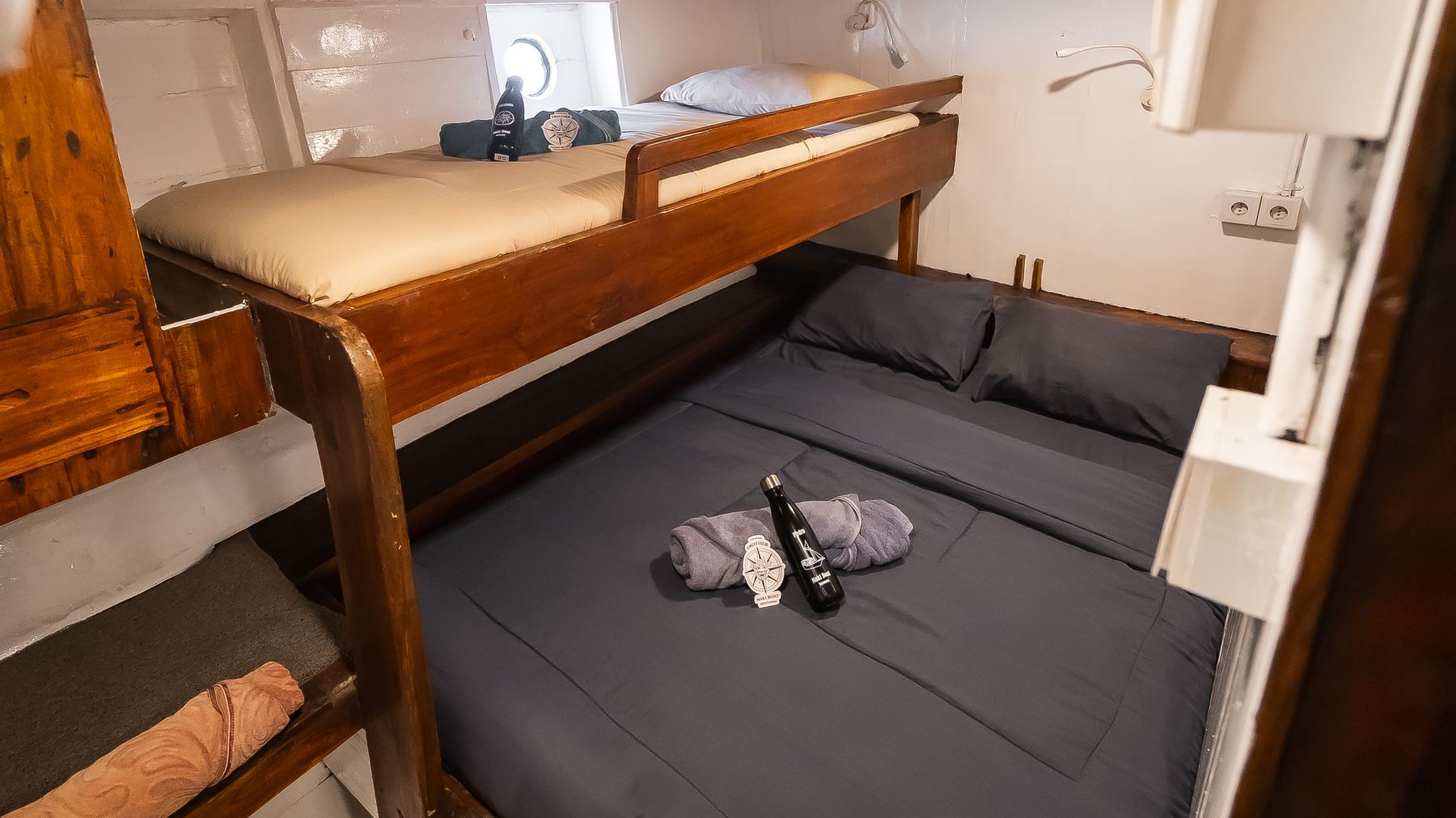 Bunk cabin aboard Maki, ready for guests